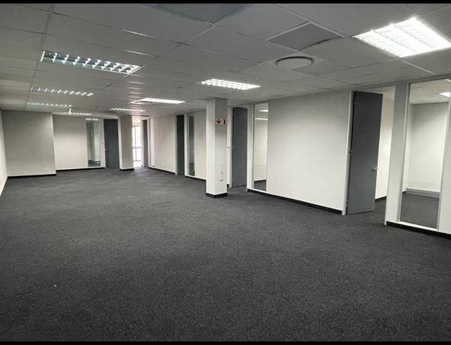 BUSINESS PROPERTY TO RENT IN HIGHVELD